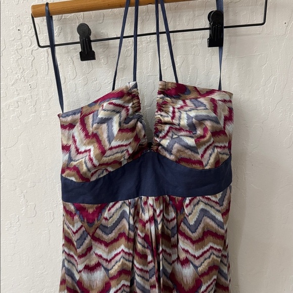 BCBGeneration Chevron Print Red Gray Maxi S Criss Cross Strap Dress Adjustable - Picture 3 of 7